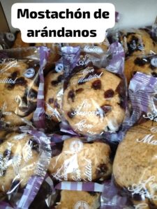 Mostachón de arándanos